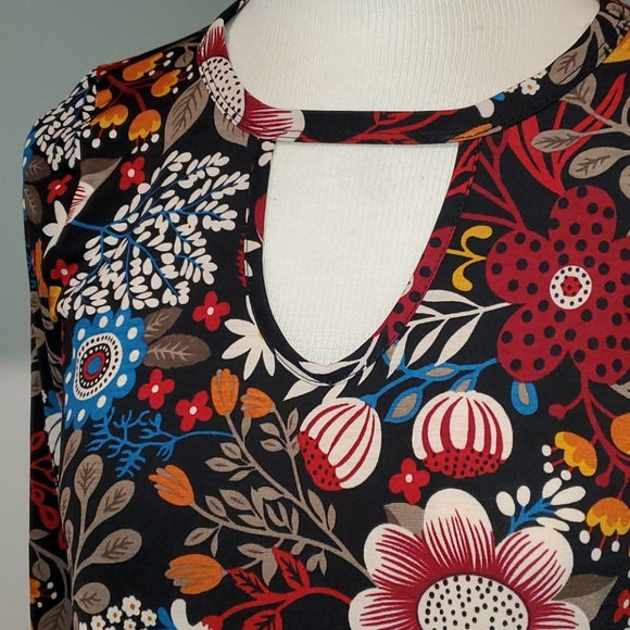 Honey Me Dress - Picture 2 of 6